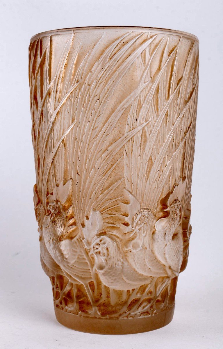 1928 René Lalique - Vase Coqs Et Plumes Verre Blanc Patiné Sépia-photo-4