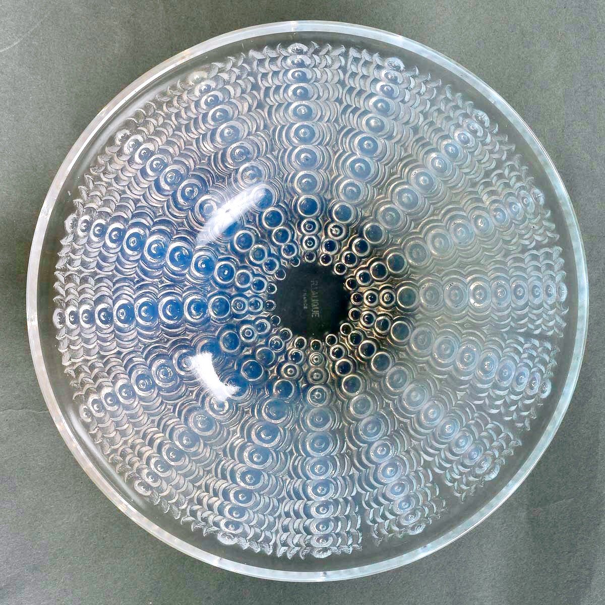 1935 René Lalique - Bowl Oursin Opalescent Glass-photo-3