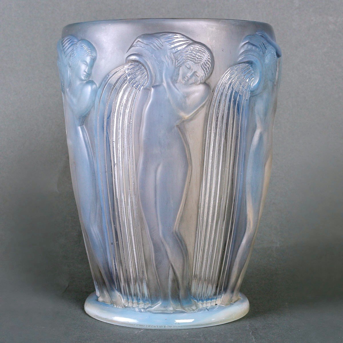 1926 René Lalique - Vase Danaïdes Verre Opalescent Patiné Gris-photo-2