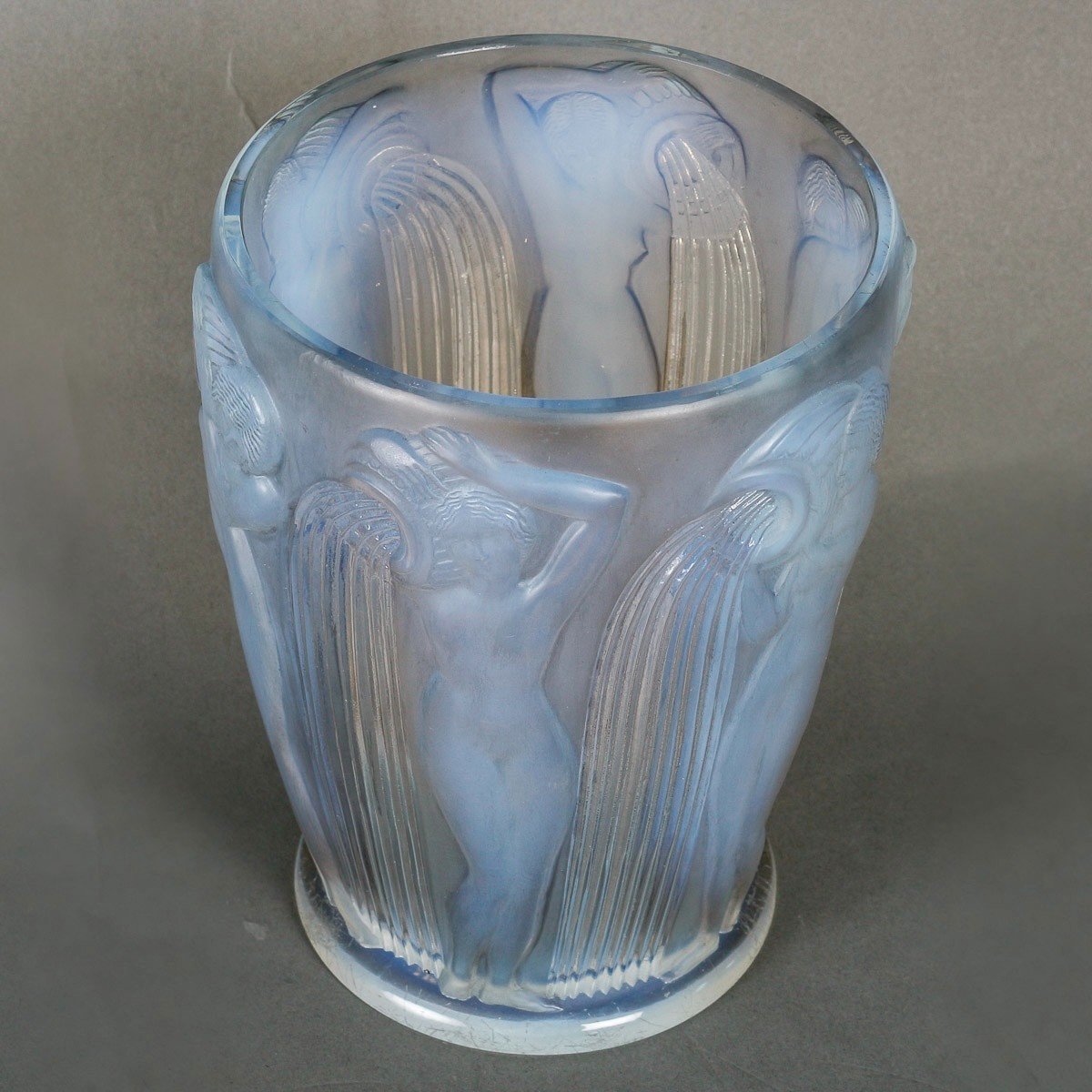 1926 René Lalique - Vase Danaïdes Verre Opalescent Patiné Gris-photo-3