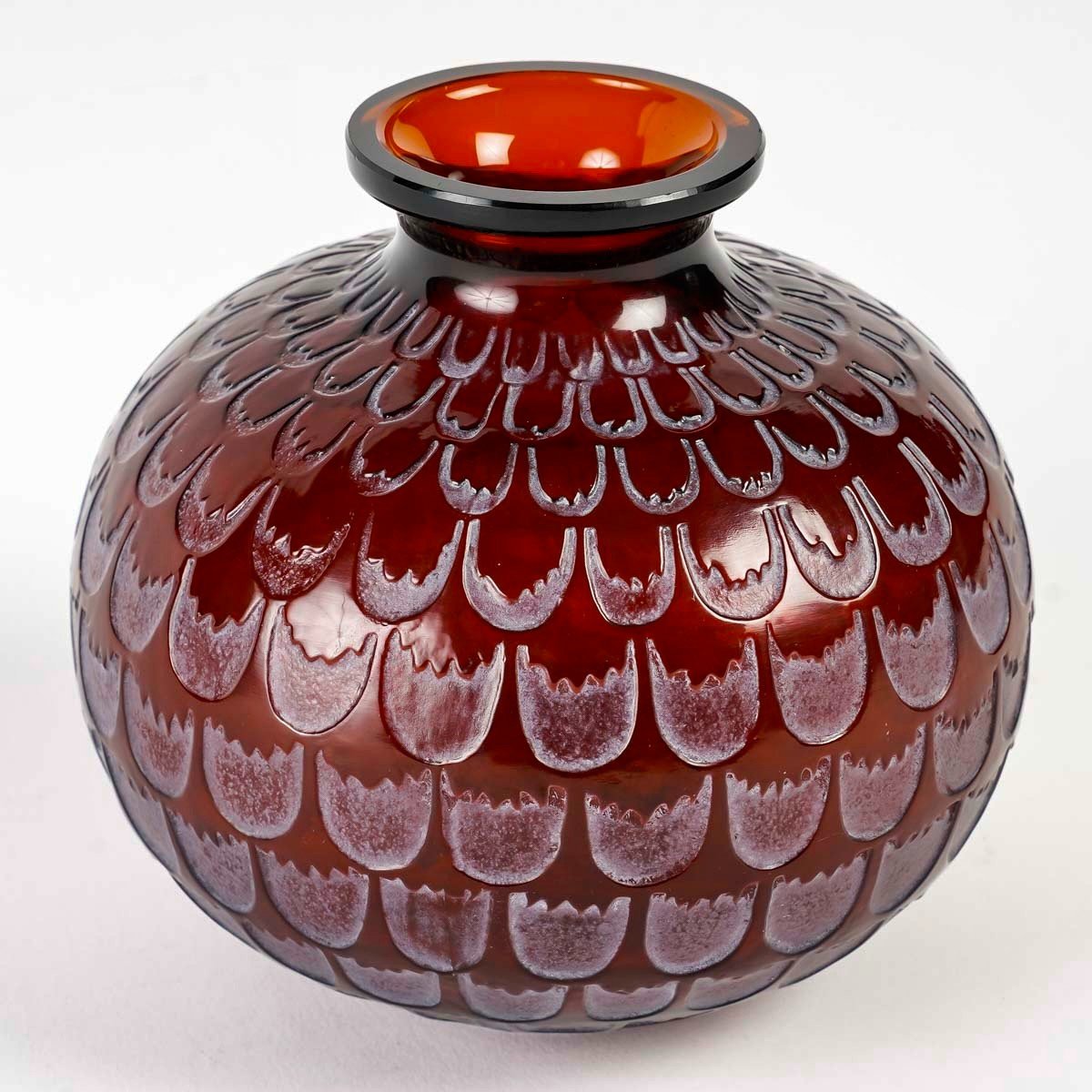 1930 René Lalique - Vase Grenade Pomegranate Red Amber Glass With White Patina-photo-3