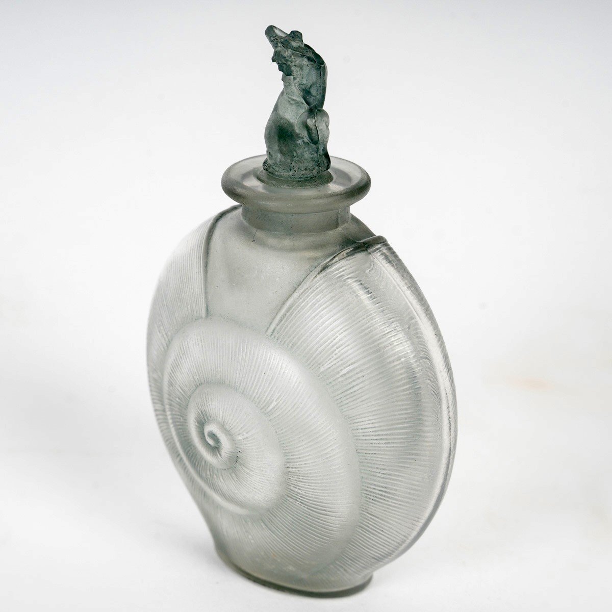 1920 René Lalique - Perfume Bottle Amphitrite Frosted Glass With Grey Blue Patina-photo-2