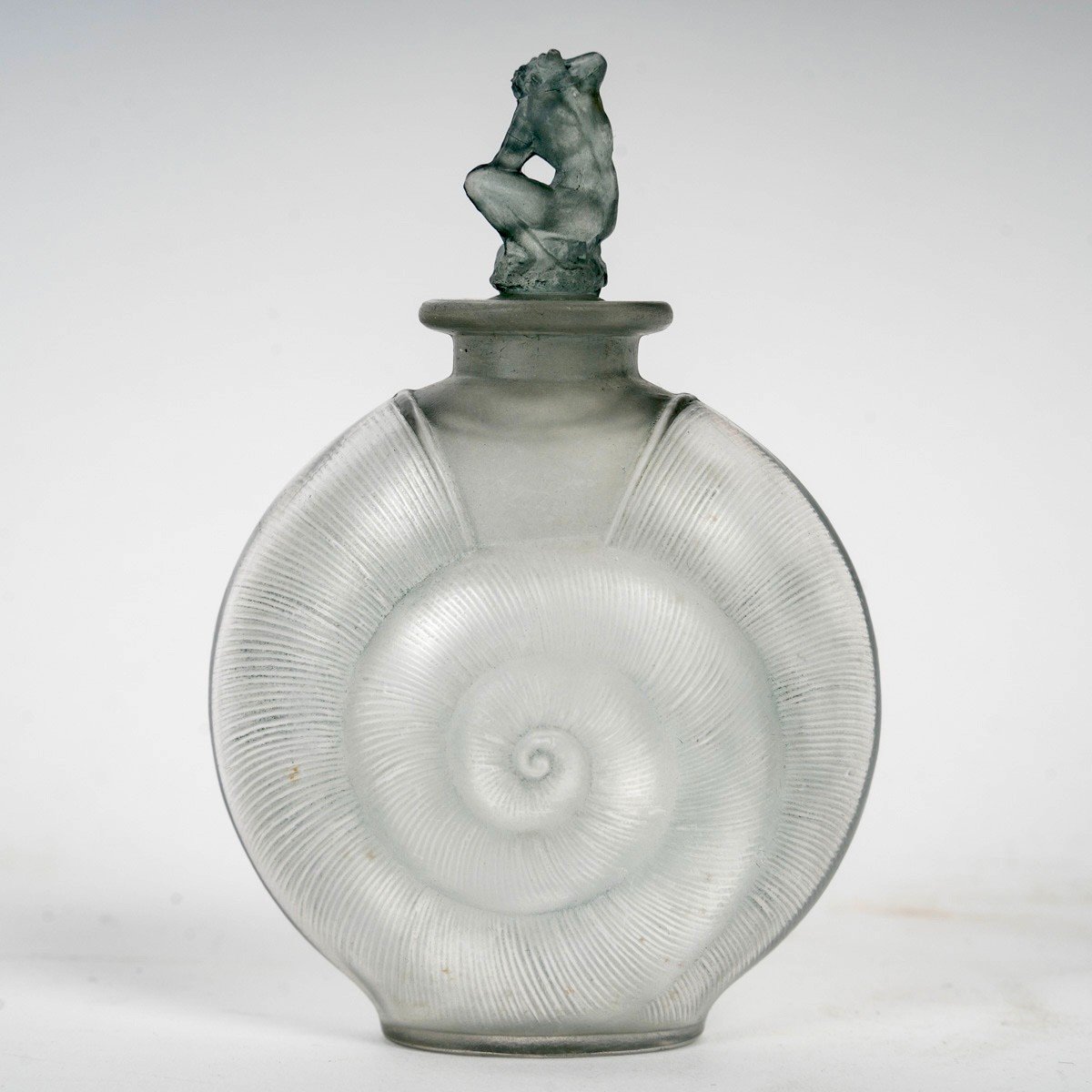 1920 René Lalique - Perfume Bottle Amphitrite Frosted Glass With Grey Blue Patina-photo-4