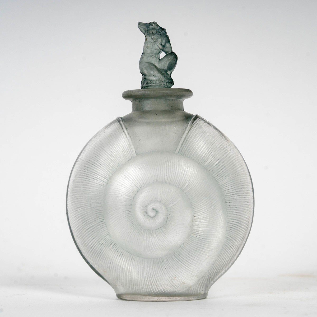 1920 René Lalique - Perfume Bottle Amphitrite Frosted Glass With Grey Blue Patina