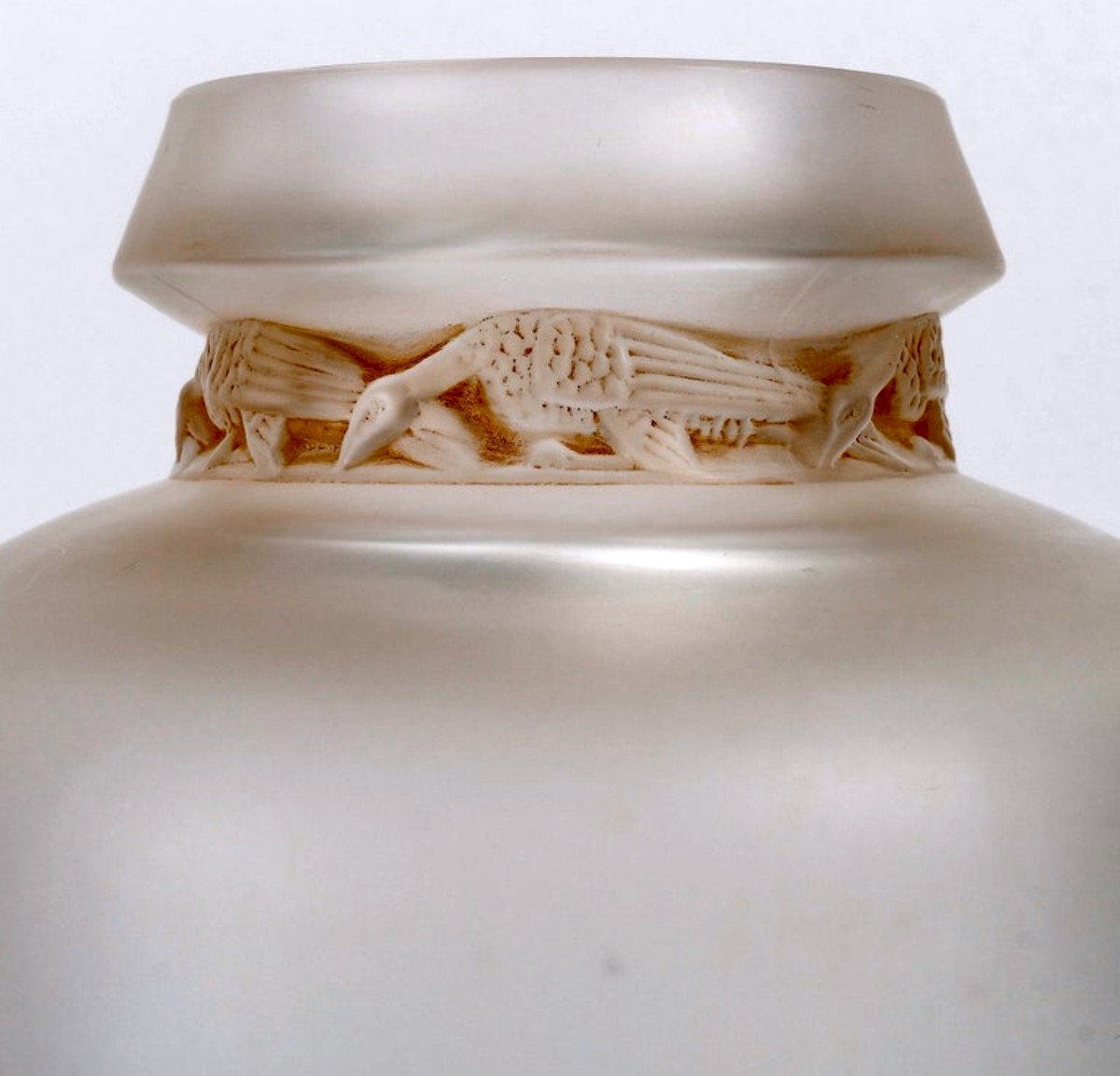 1938 René Lalique - Vase Frise Aigles Eagles Frosted Glass With Sepia Patina-photo-3