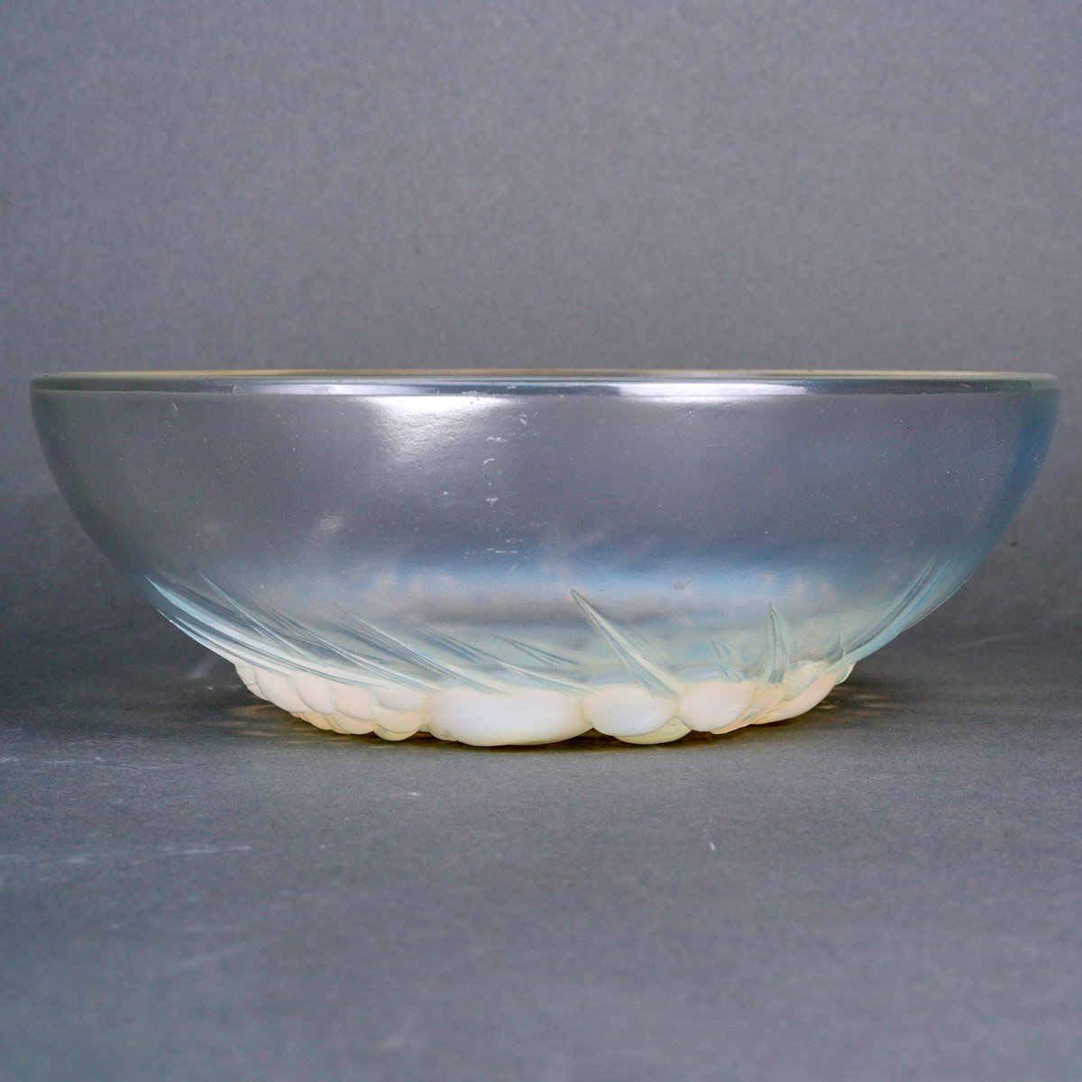 1928 René Lalique - Bowl Mont Dore Opalescent Glass -photo-3