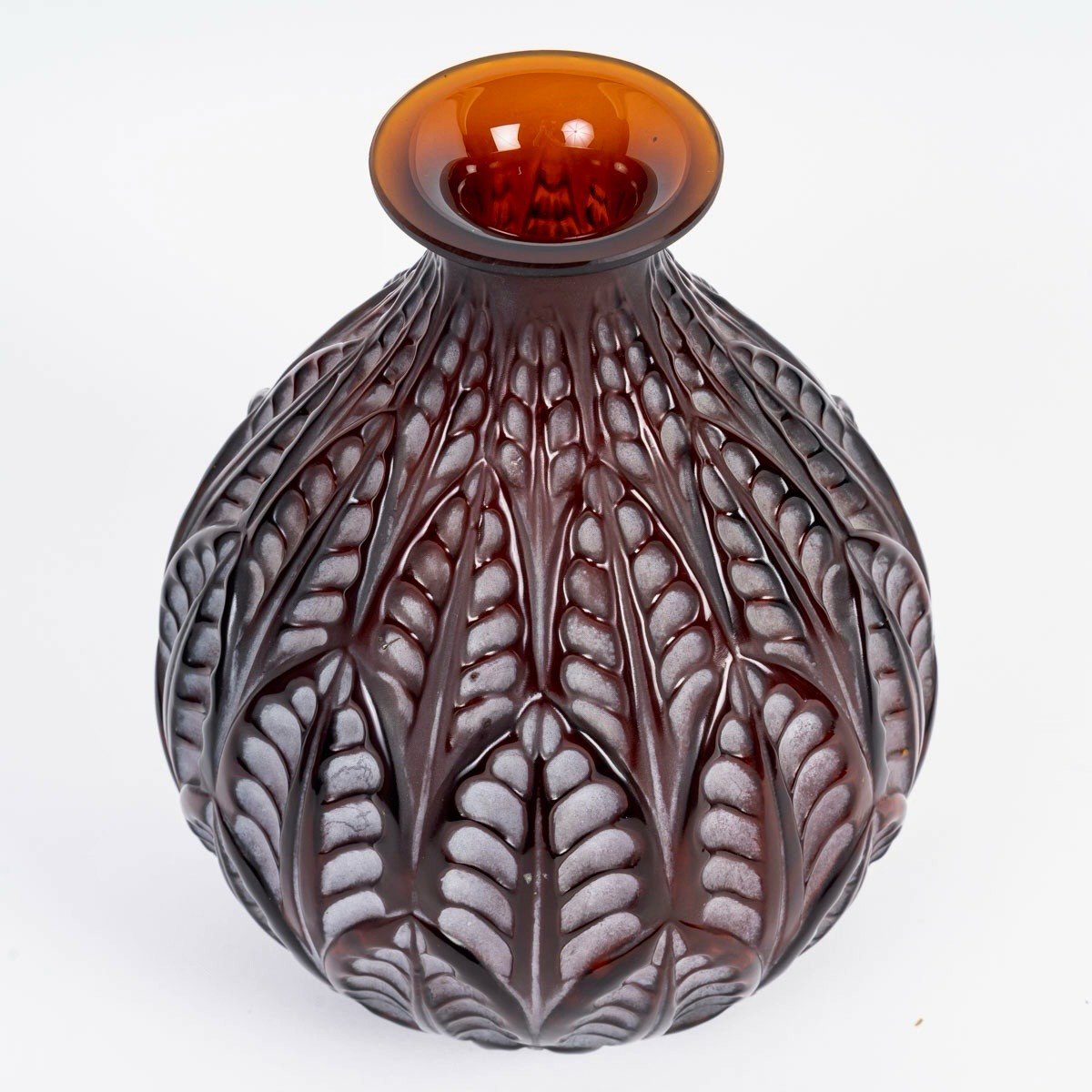 1924 René Lalique - Vase Malesherbes Dark Amber Glass With White Patina-photo-2