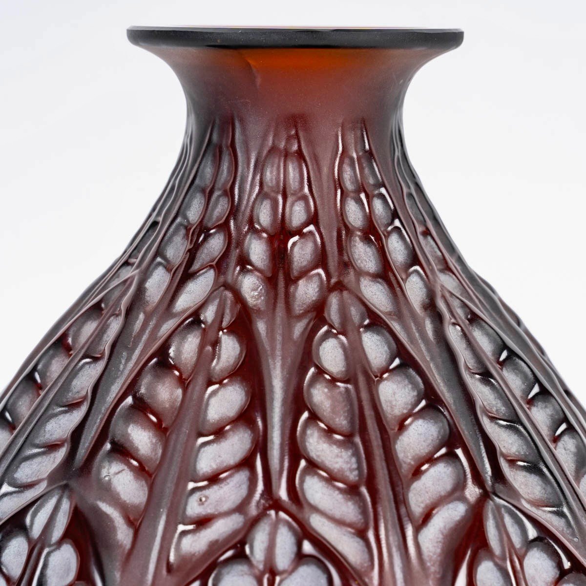 1924 René Lalique - Vase Malesherbes Dark Amber Glass With White Patina-photo-3