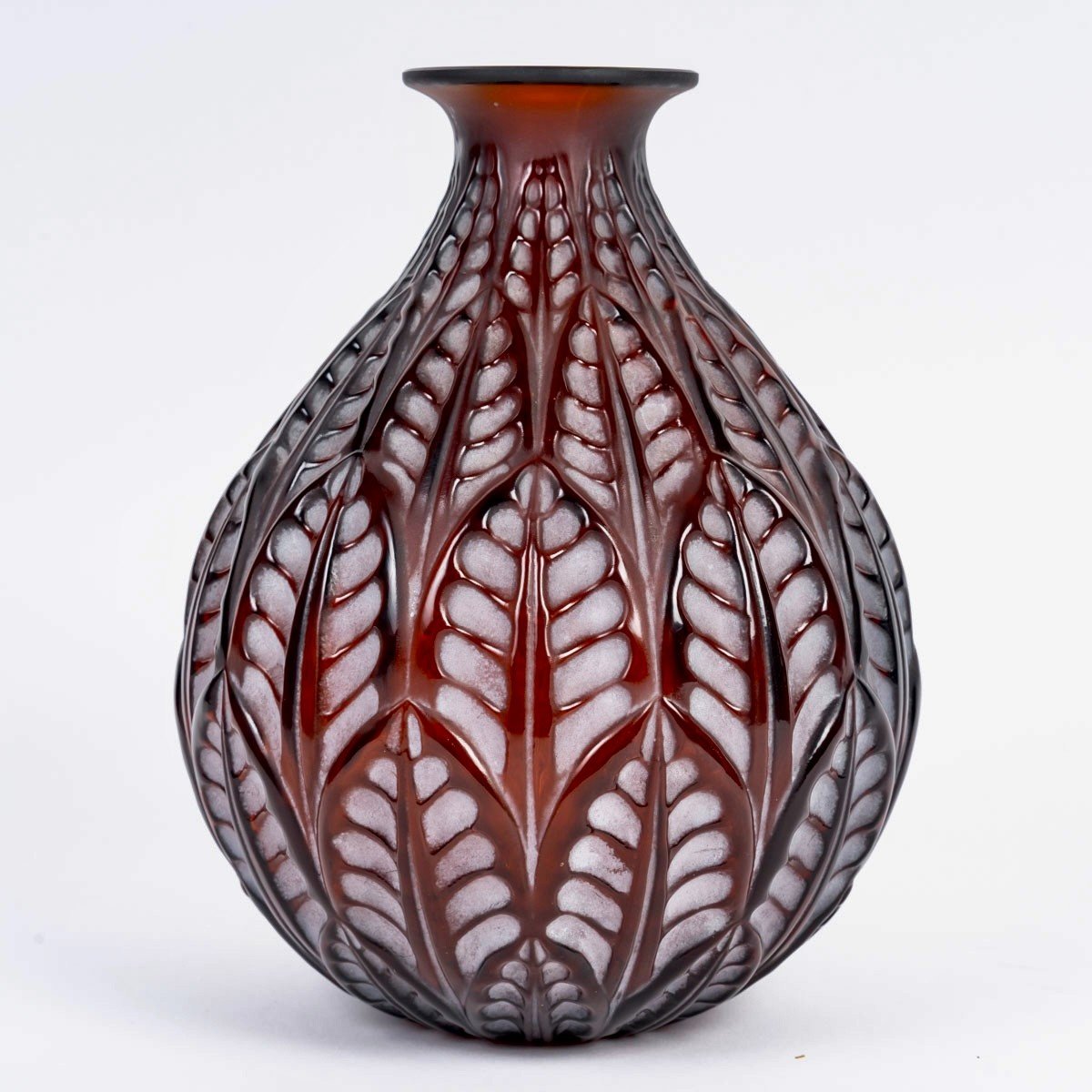 1924 René Lalique - Vase Malesherbes Dark Amber Glass With White Patina