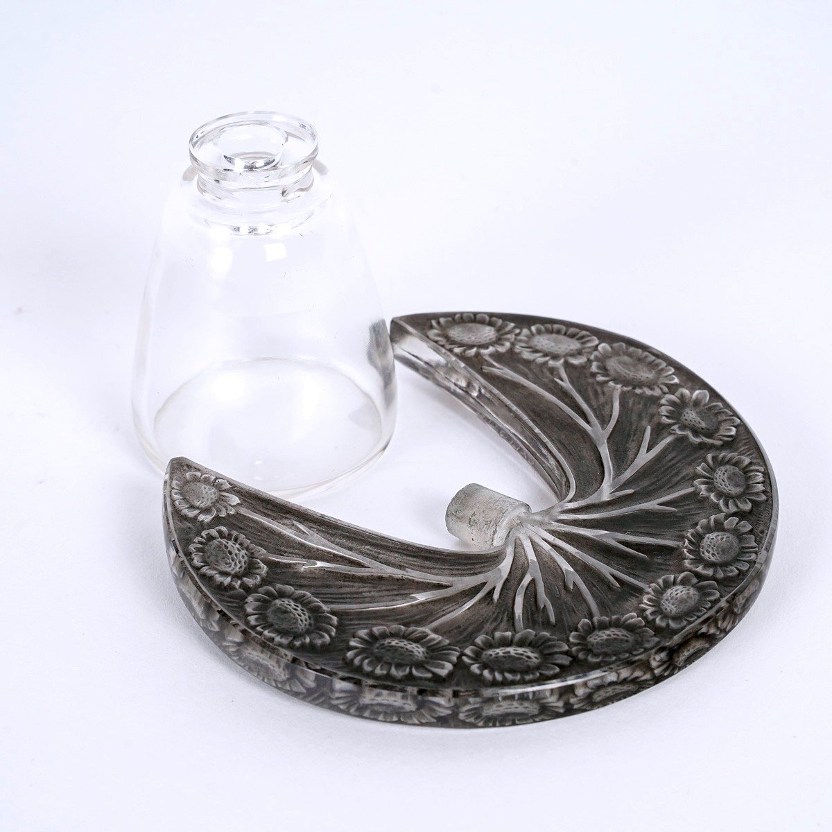 1913 René Lalique - Flacon Pâquerettes Verre Blanc Patiné Gris Pour Roger Et Gallet-photo-3