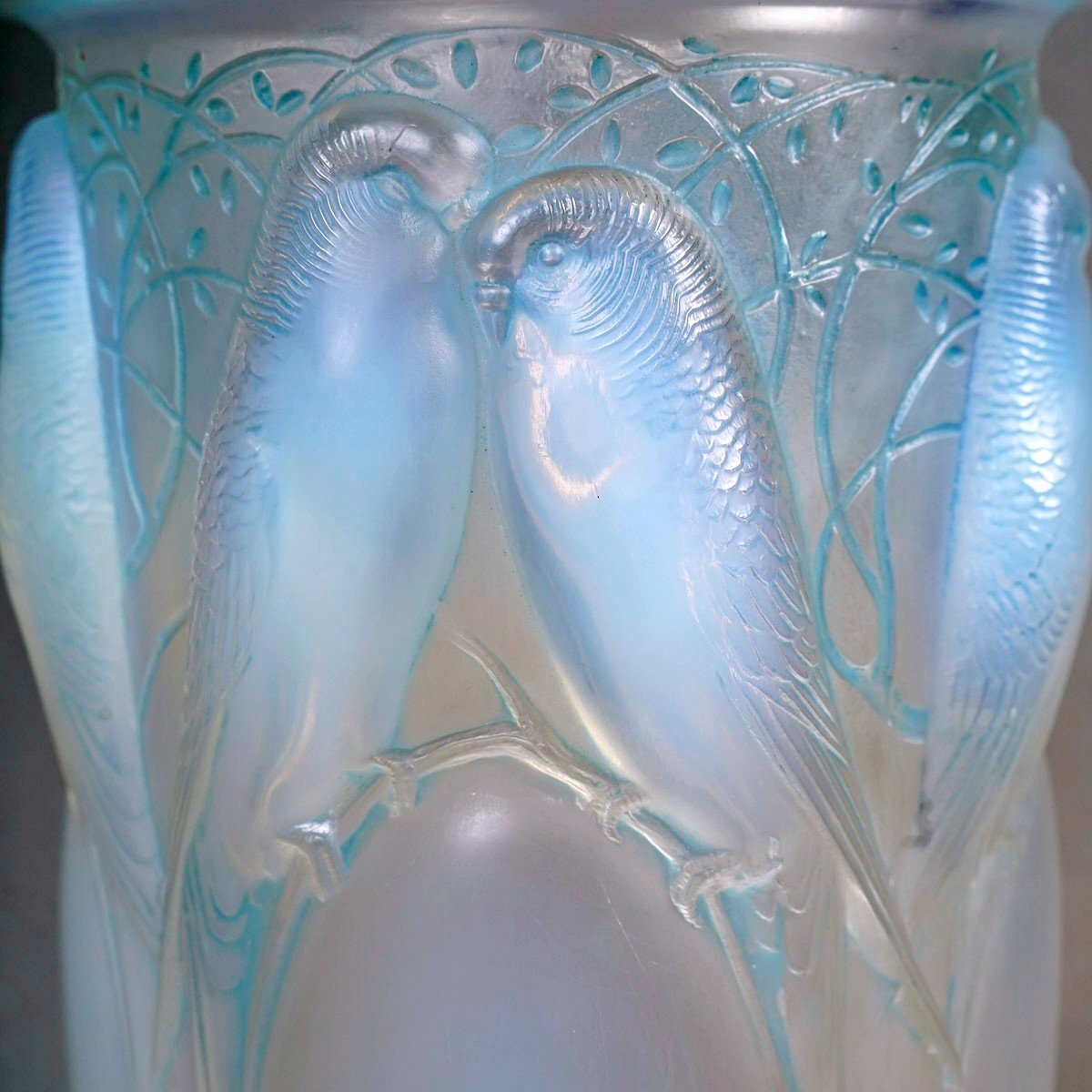 1924 René Lalique - Vase Ceylan Opalescent Glass With Blue Patina-photo-1