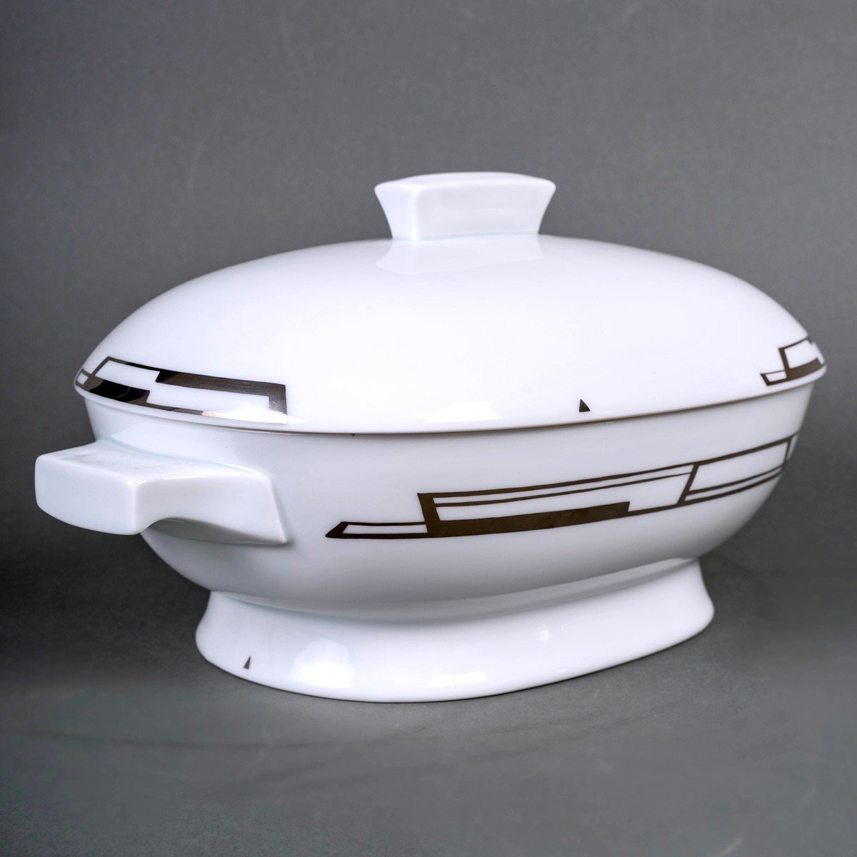 Puiforcat Et Martha Rahm - Art Deco Tureen White Porcelain With Silver Enamel-photo-2