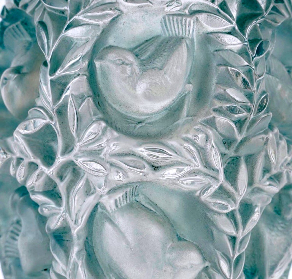 1939 René Lalique - Vase Bagatelle Verre Blanc Patiné Bleu-photo-1