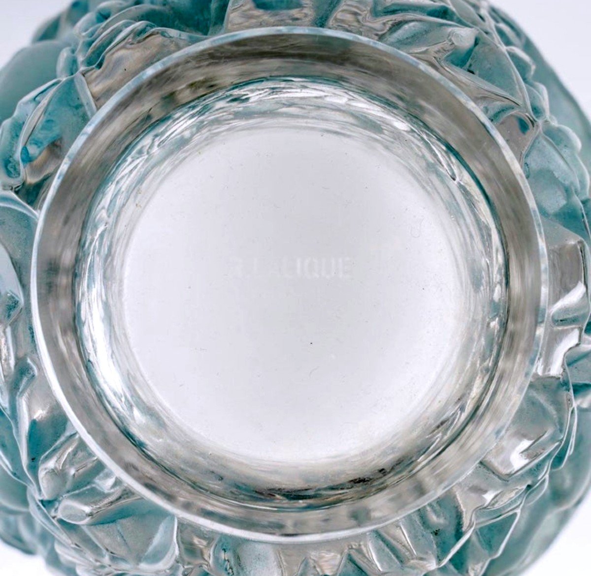 1939 René Lalique - Vase Bagatelle Verre Blanc Patiné Bleu-photo-2