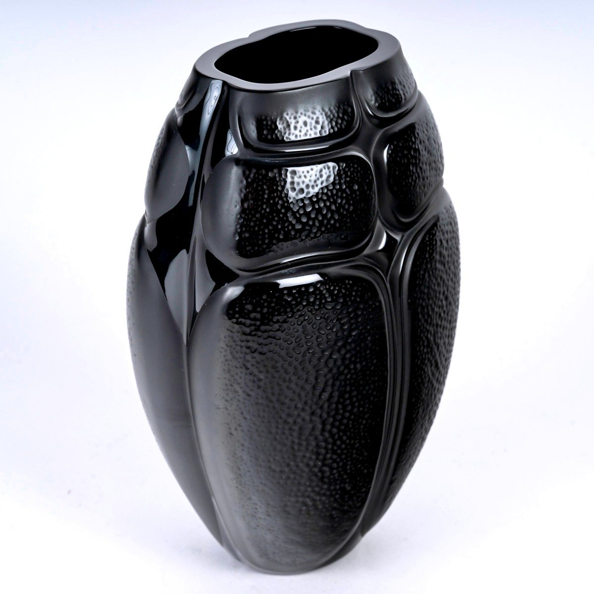 Lalique France - Vase Scarab Beetle Black Crystal-photo-2