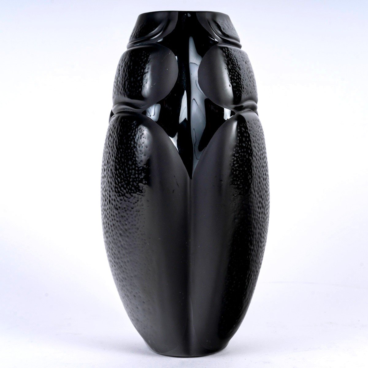 Lalique France - Vase Scarab Beetle Black Crystal-photo-3