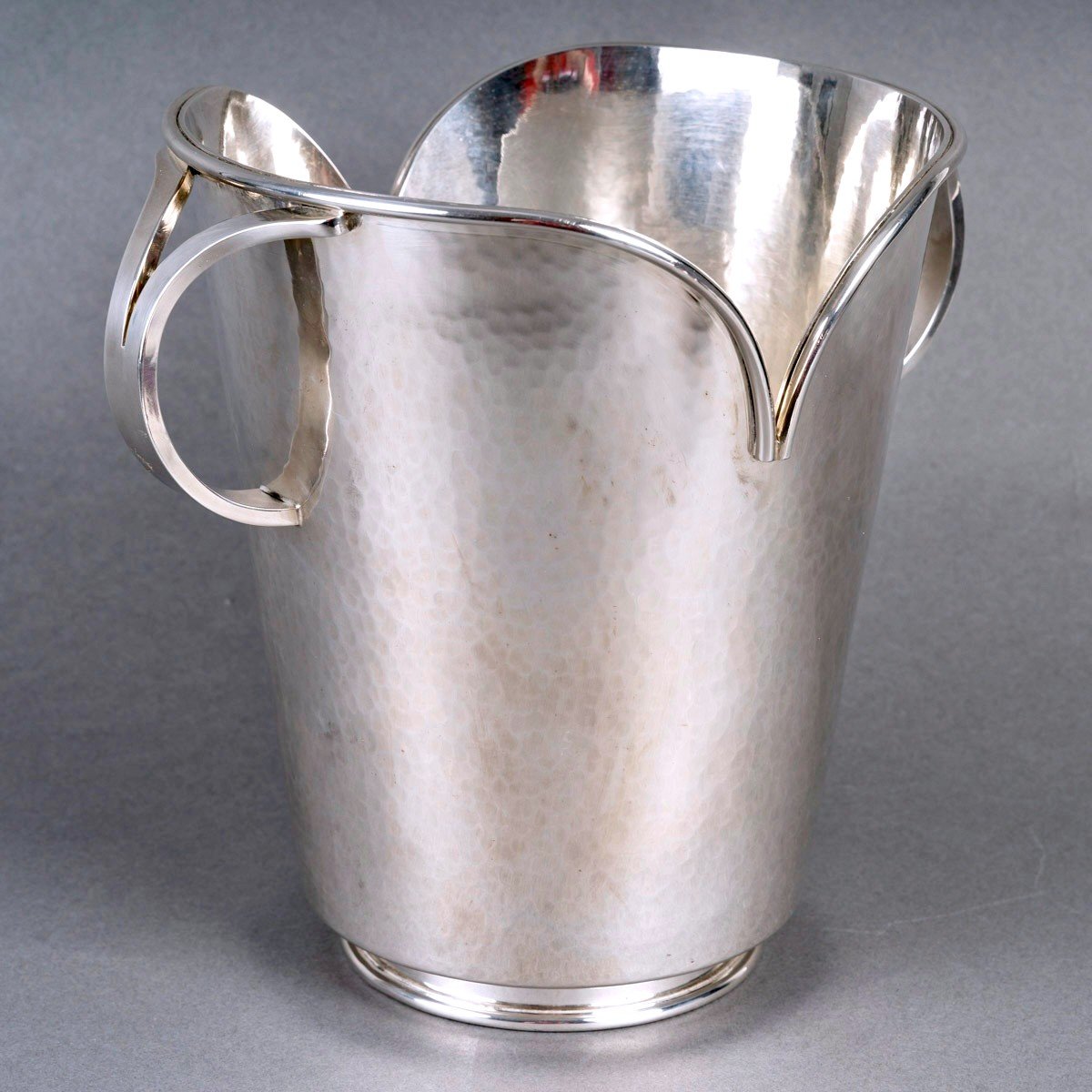 Jean Despres - Modernist Art Deco Champagne Bucket Hammered Silver Plated Metal-photo-2