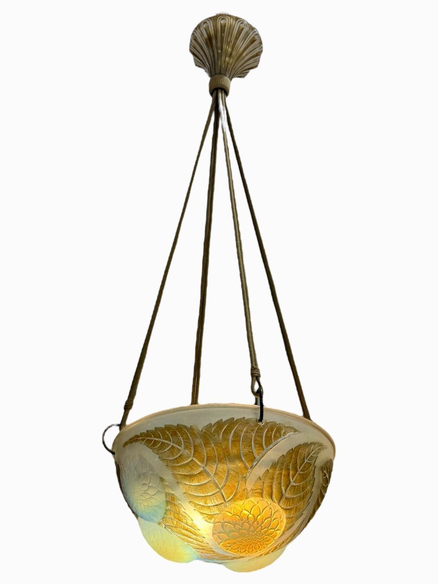 1921 René Lalique - Chandelier Dahlias Opalescent Glass With Sepia Patina