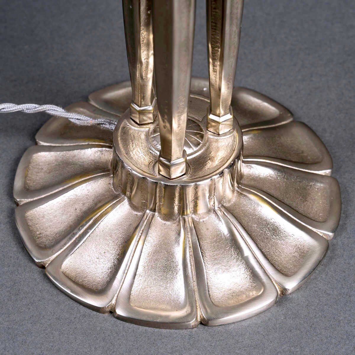 1921 René Lalique - Lamp Dahlias Opalescent Glass And Nickel Plated Bronze-photo-2