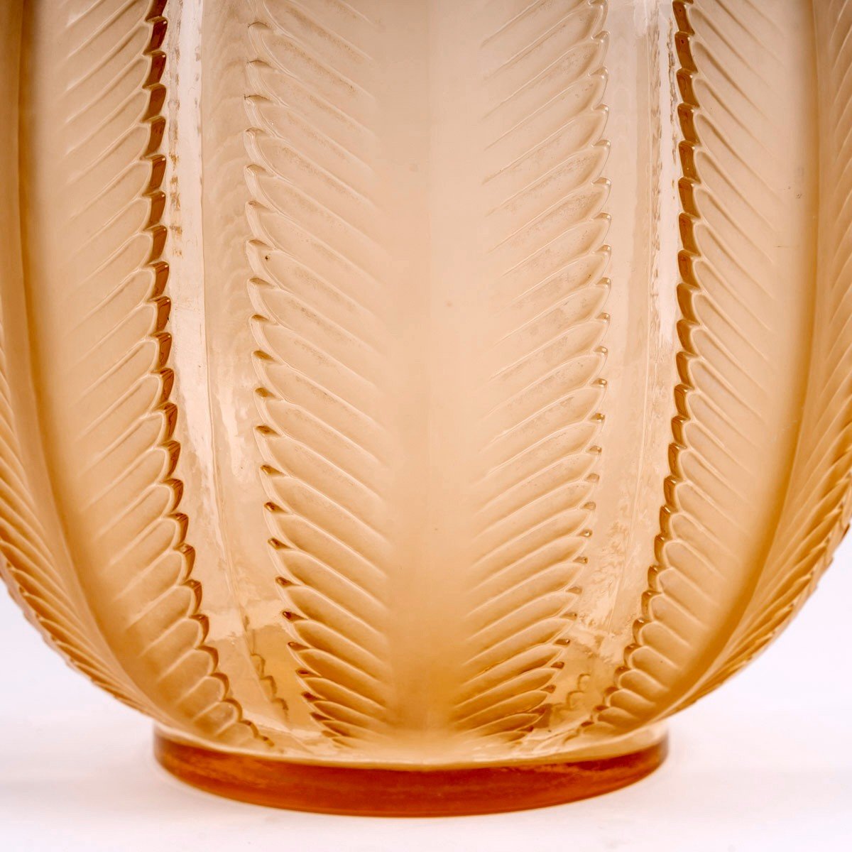 1932 René Lalique - Vase Biskra Verre Rose Orangé Patiné Blanc-photo-4