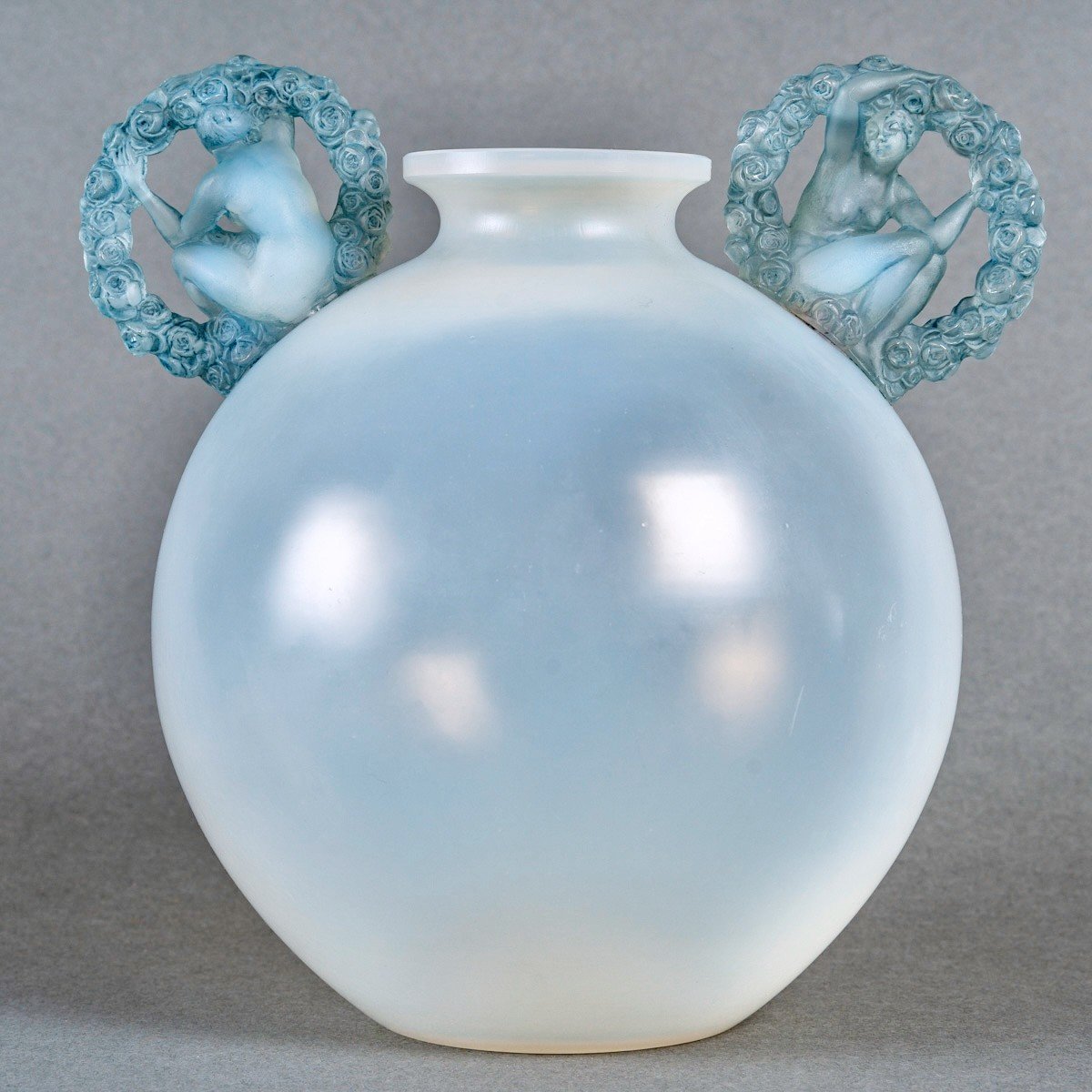 1926 René Lalique - Vase Ronsard Verre Opalescent Patiné Bleu-photo-2