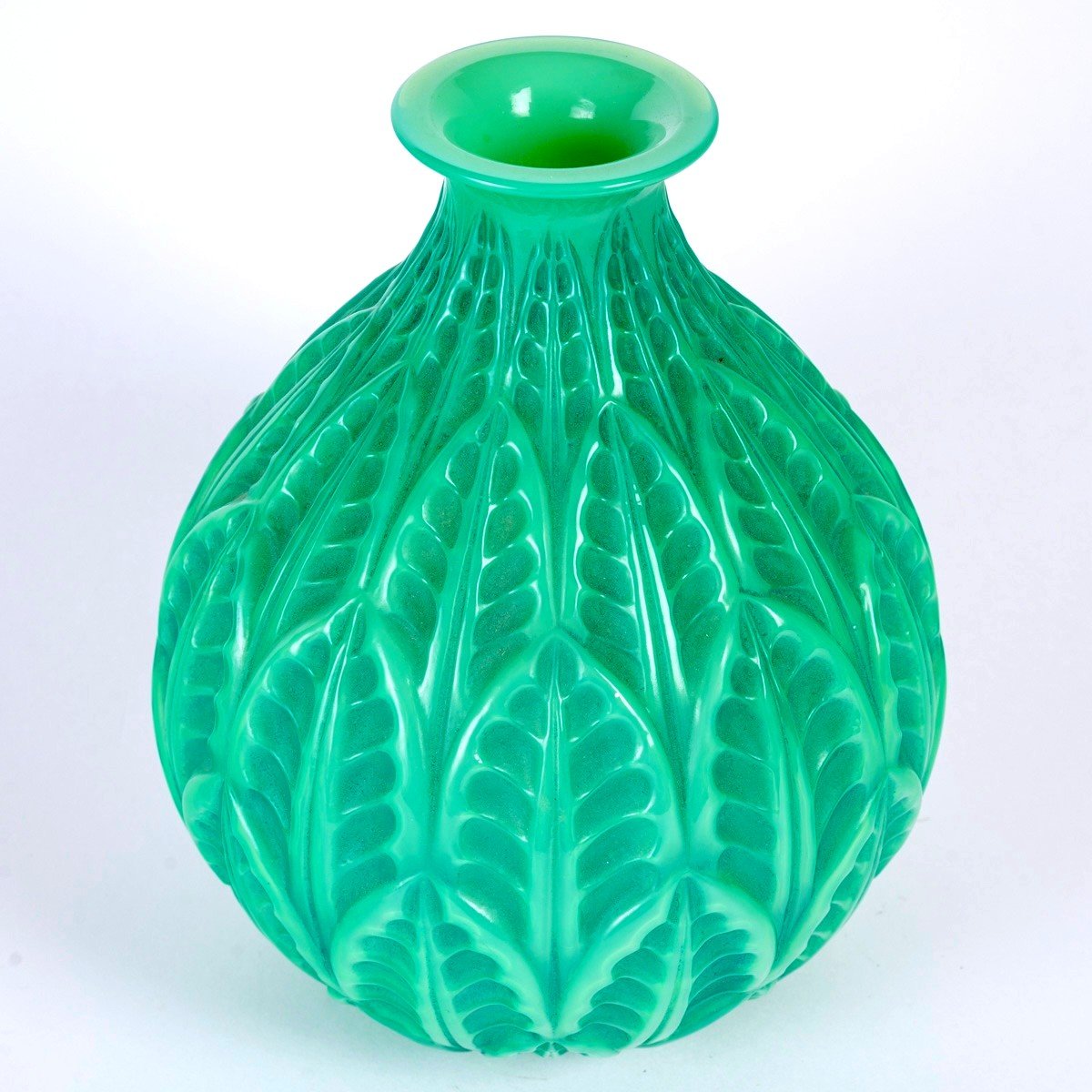 1924 René Lalique - Vase Malesherbes Cased Jade Green Glass With Green Patina-photo-2