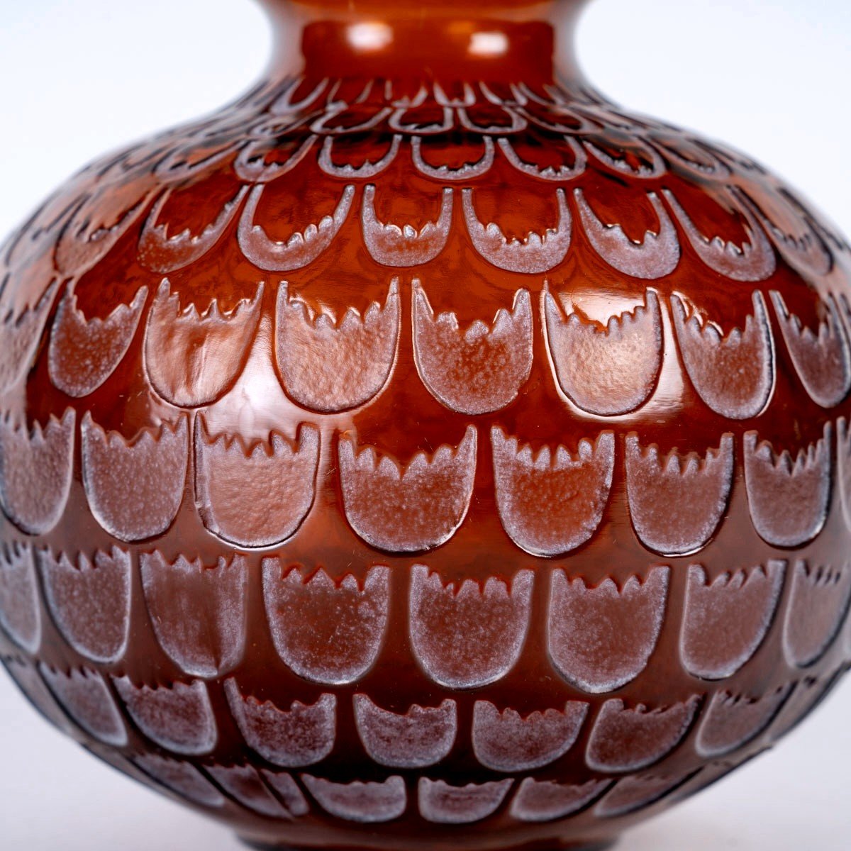 1930 René Lalique - Vase Grenade Red Amber Glass With White Patina-photo-3