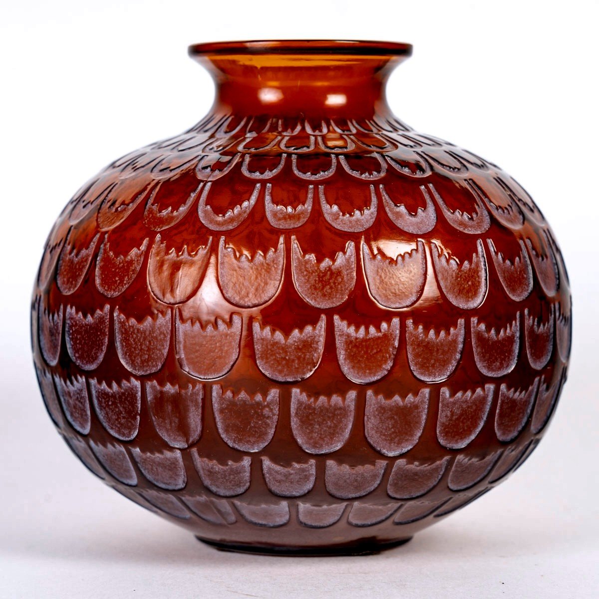 1930 René Lalique - Vase Grenade Red Amber Glass With White Patina