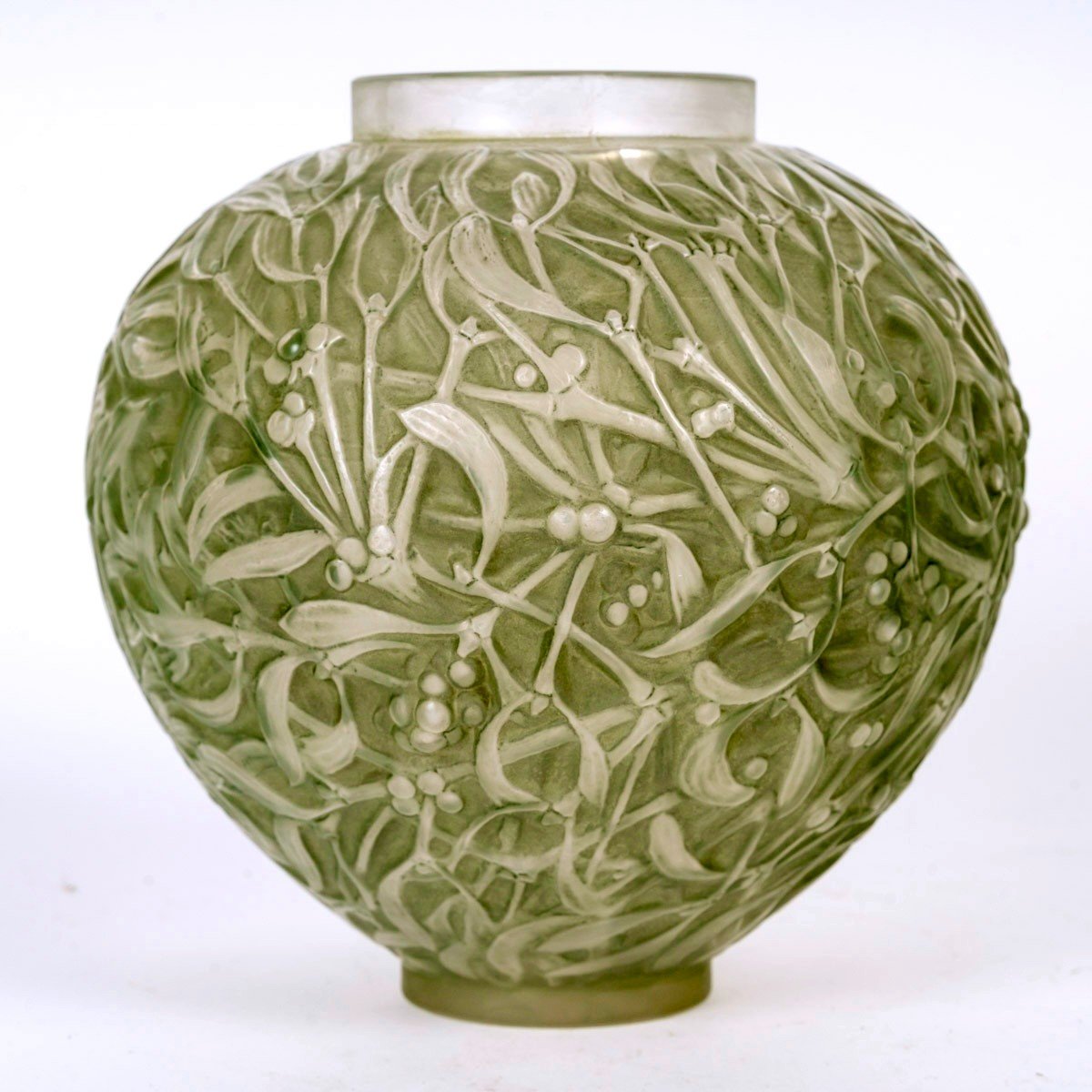 1920 René Lalique - Vase Gui Verre Blanc Patiné Vert-photo-2