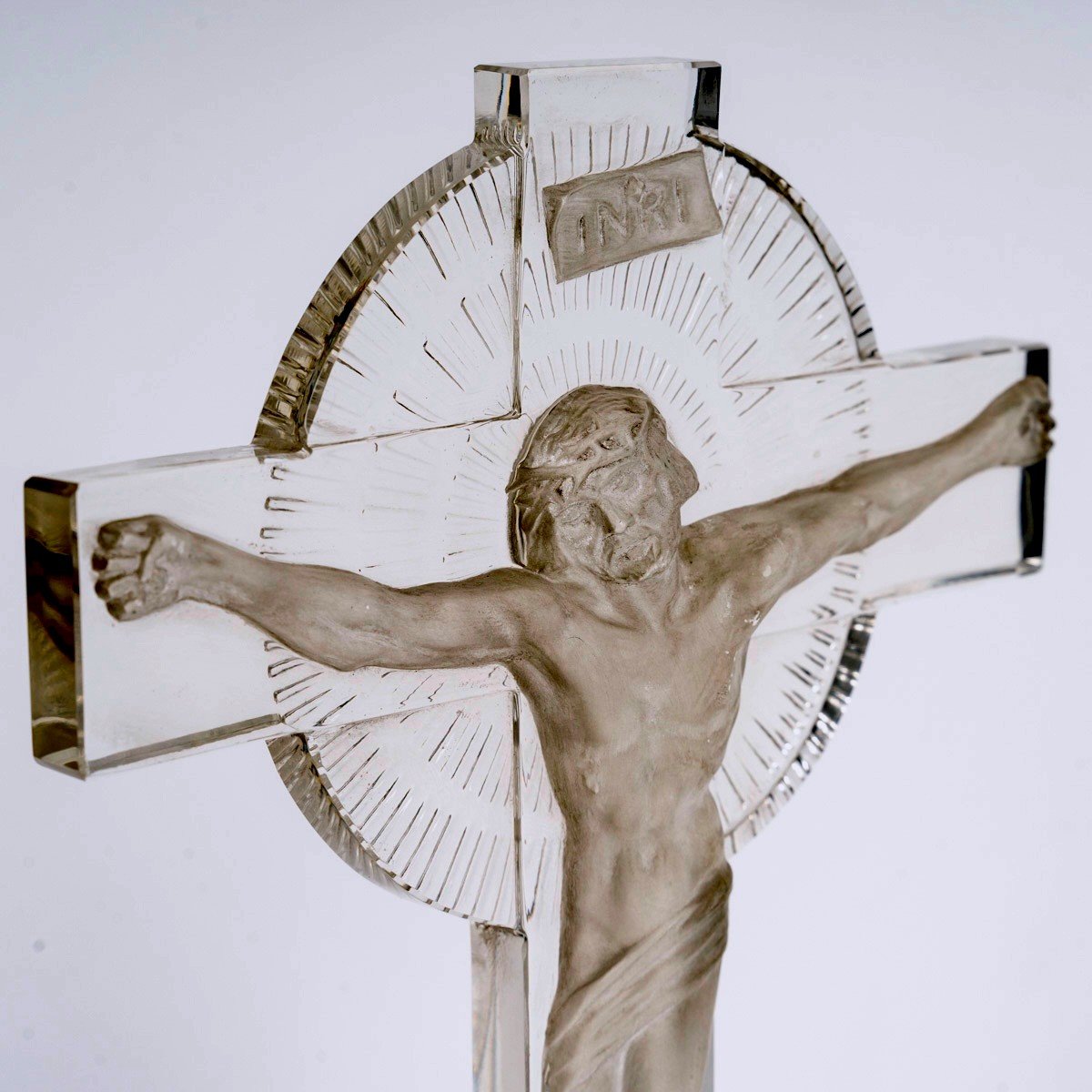 1932 René Lalique - Statuette Crucifix Christ Verre Blanc Patiné Gris-photo-3