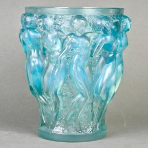 1927 René Lalique - Vase Bacchantes Opalescent Glass With Blue Patina