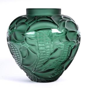 Lalique France - Vase Courlis Green Crystal - New In Box