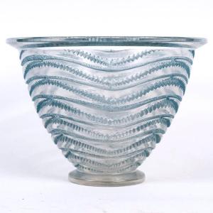 1935 René Lalique - Vase Art Deco Annecy Verre Blanc Patiné Bleu