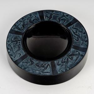 1922 René Lalique - Ashtray Archers Black Glass With White Patina 