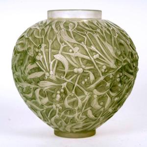 1920 René Lalique - Vase Gui Verre Blanc Patiné Vert