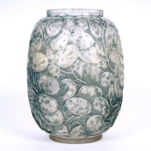 1914 René Lalique - Vase Monnaie Du Pape Verre Blanc Patiné Bleu