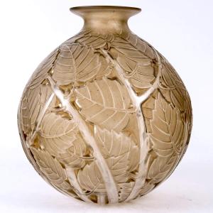 1929 René Lalique - Vase Milan Verre Blanc Patiné Sépia