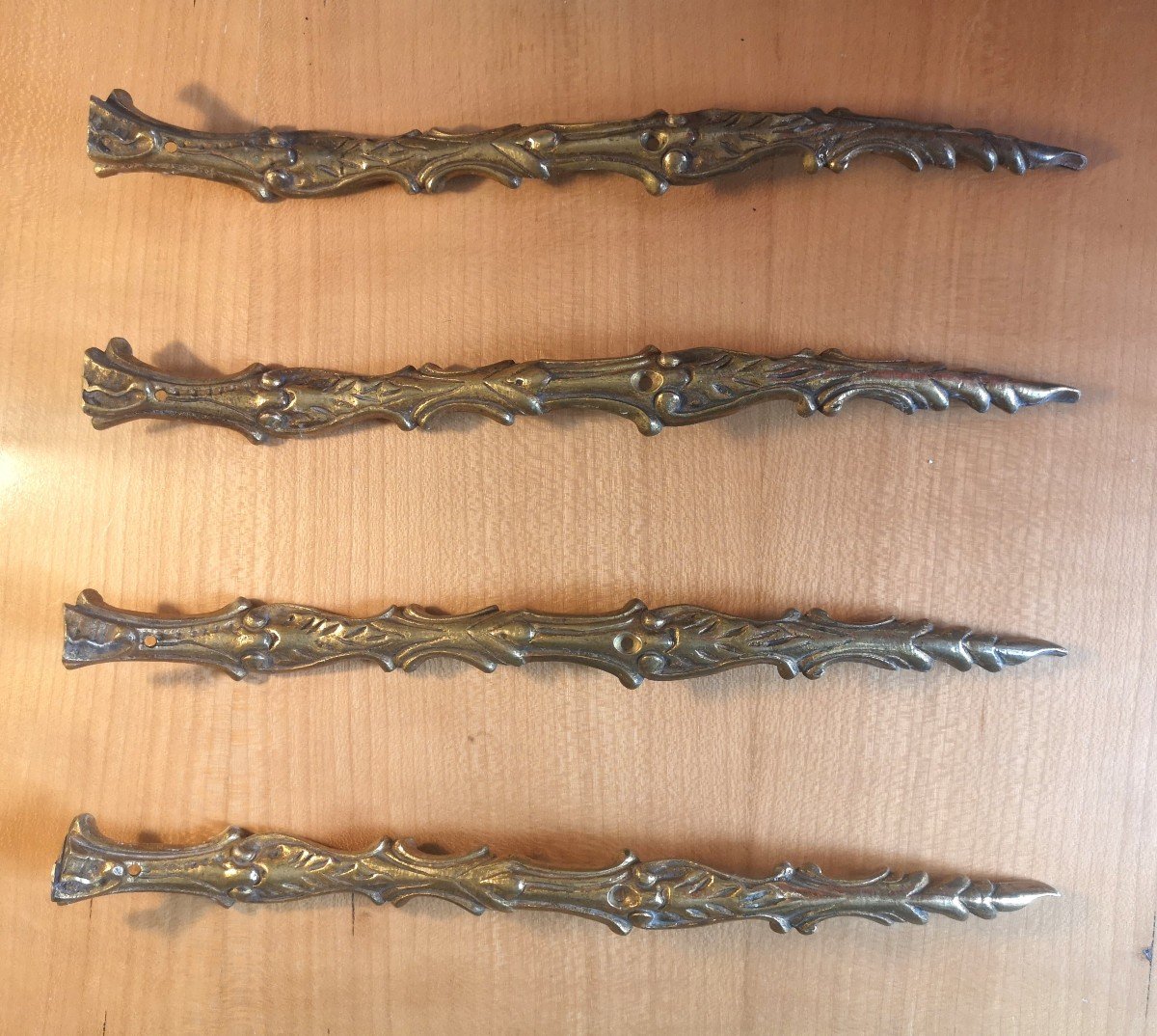 Set Of 4 Gilded Bronze Falls End Of The 18th Century - Mid-19th Century Length 25 Cm