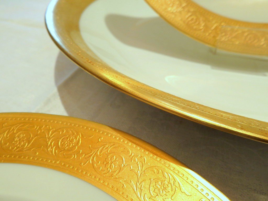 Haviland Dinner Set  12 Plates And 2 Dishes In Limoges Porcelain Thistle Gold Monogrammed Cor-photo-8