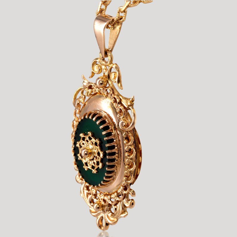 Yellow Gold And Green Agate Cassolette Pendant Necklace, 19th Century-photo-2