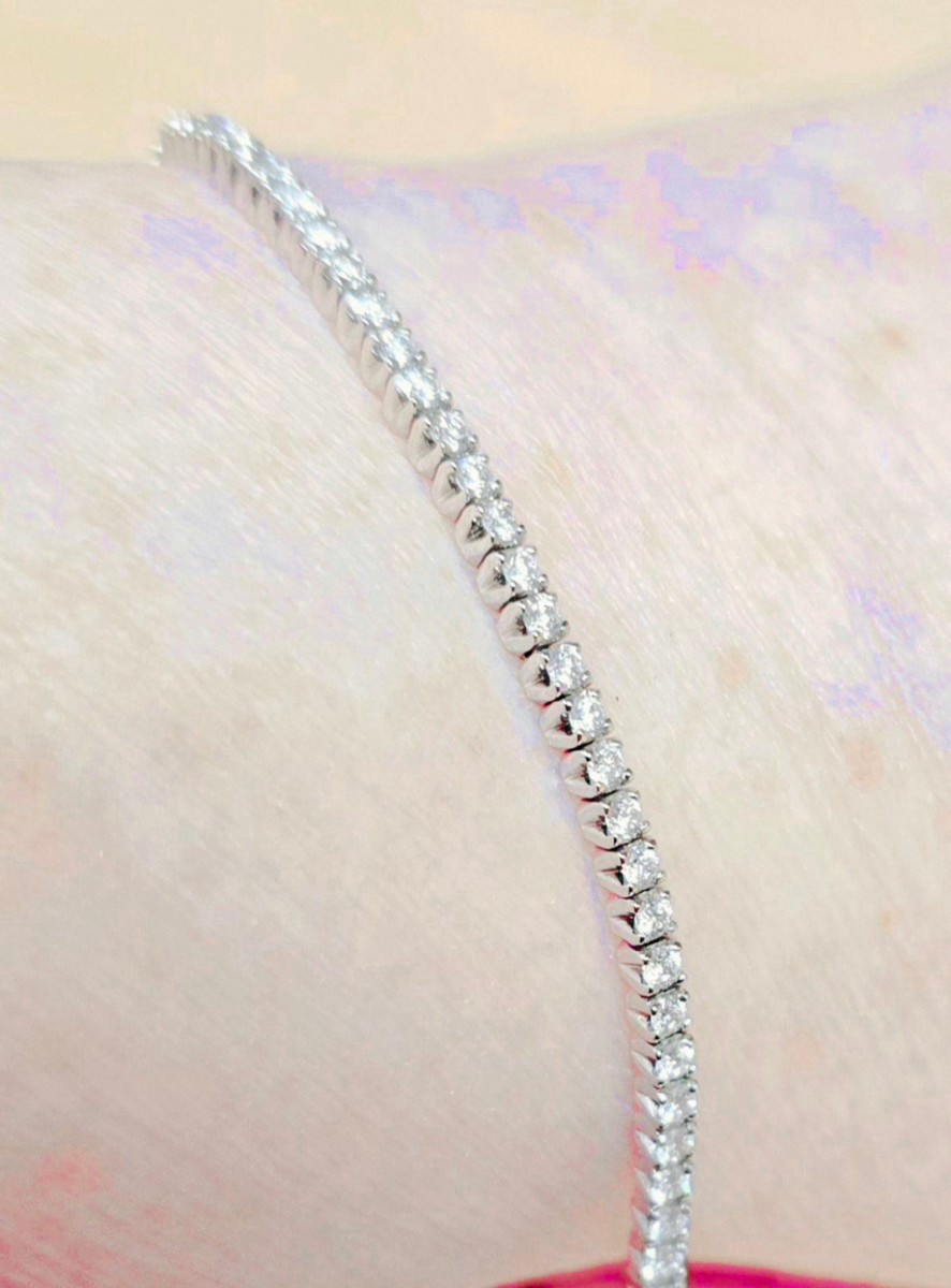 "tennis" Line Bracelet White Gold And 2.09 Carats Of Brilliant Diamonds