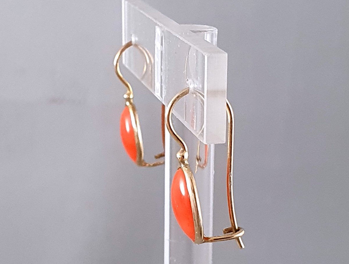 BOUCLES D'OREILLES CABOCHON de CORAIL MEDITERRANEEN - Monture  en VERMEIL-photo-2