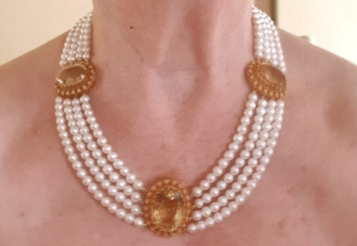 COLLIER DE 4 RANGS DE PERLES DE CULTURE AVEC ELEMENTS OR ET CITRINE - EPOQUE CHARLES X