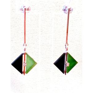 BOUCLES d'OREILLES PENDANTES EN OR BLANC - MOTIFS ONYX  - JADE  et DIAMANTS - STYLE ART DECO