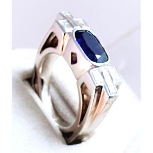 BAGUE OR BLANC SAPHIR BIRMAN et DIAMANTS BAGUETTES - VERS 1930 - ART DECO