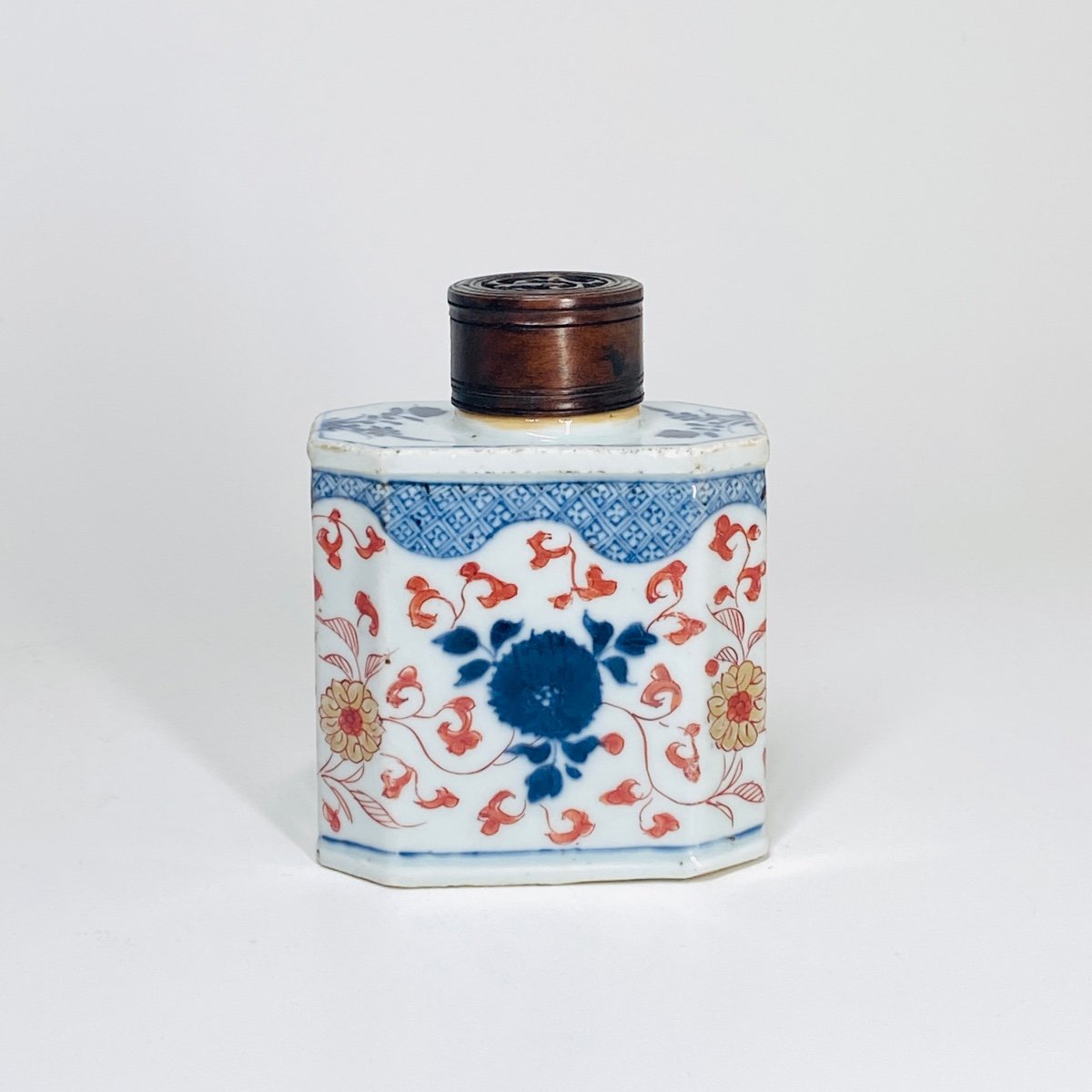 China - Imari Decorated Tea Bottle - Kangxi Period (1662-1722)-photo-3