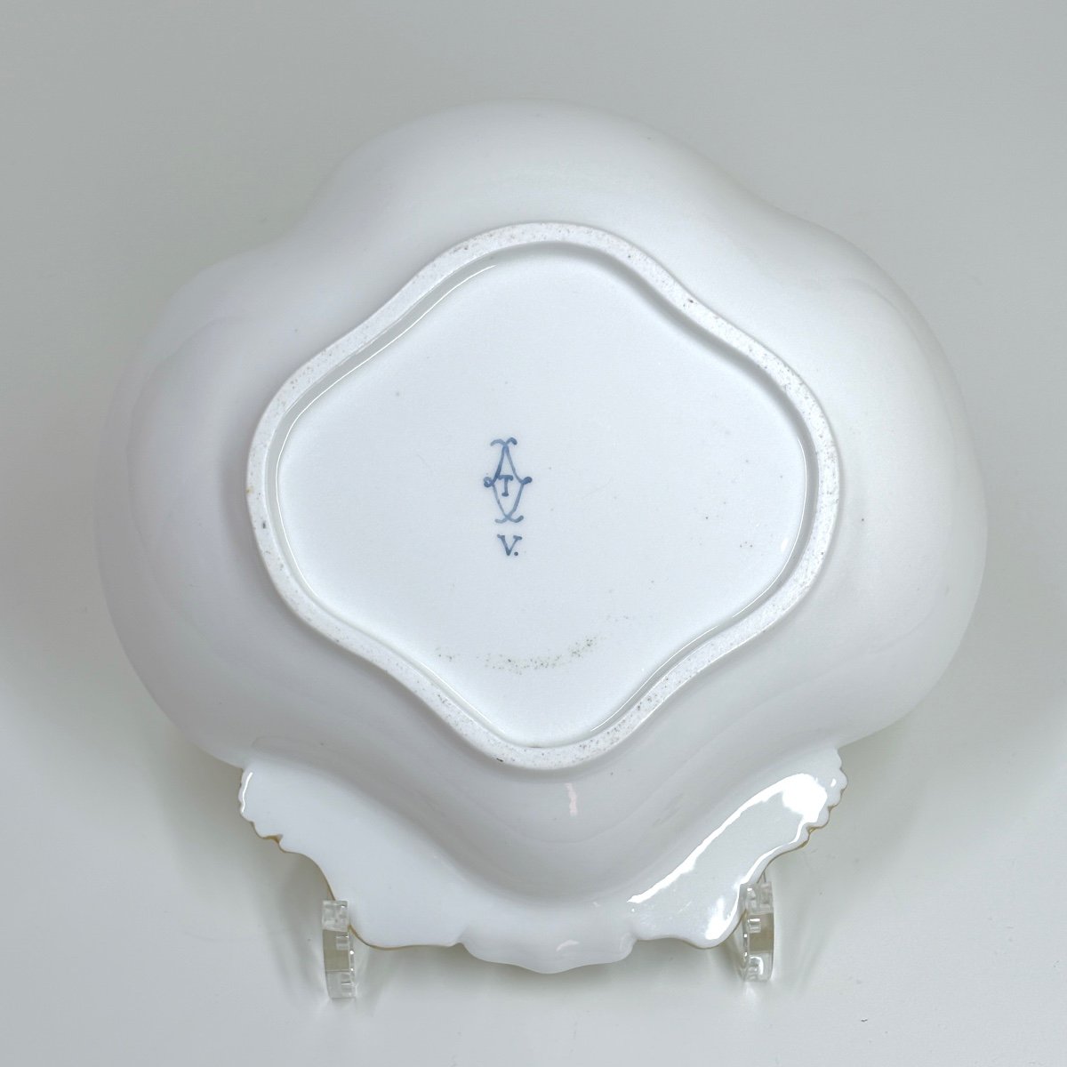 Compotier coquille en porcelaine tendre de Sèvres - XVIIIe siècle-photo-3