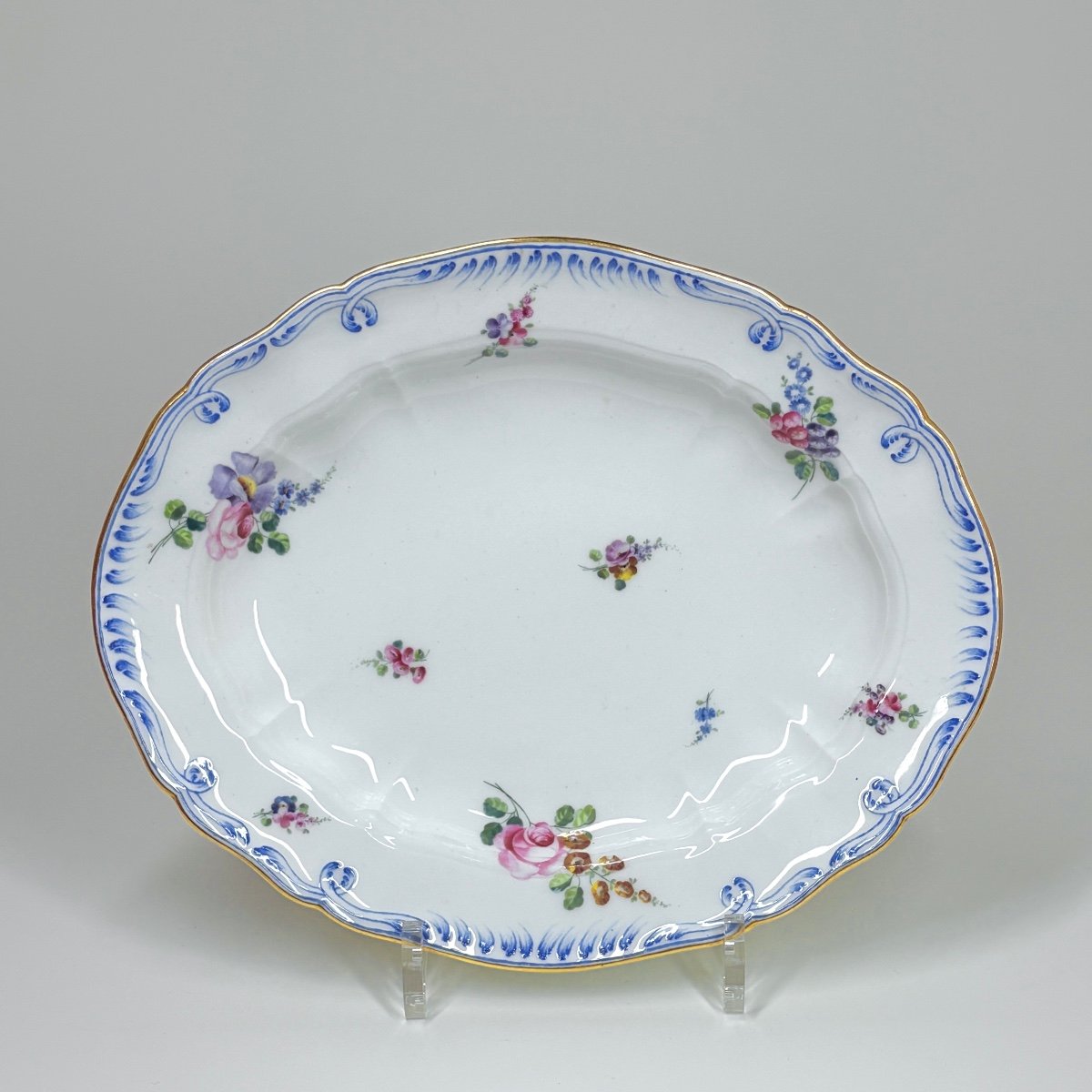 Paire de plats en porcelaine dans le style de Sèvres - XIXe siècle-photo-4