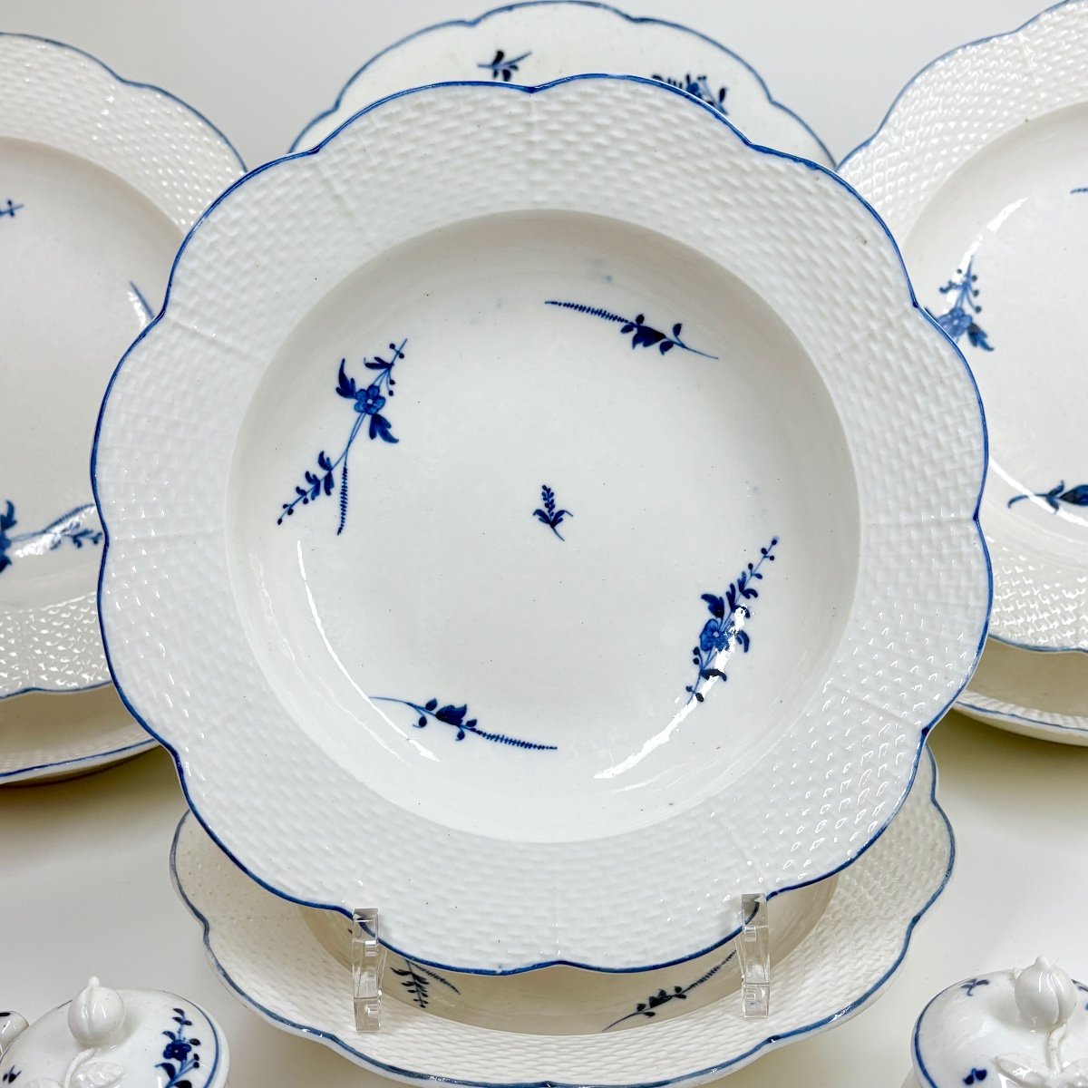 Ensemble de Porcelaine tendre d'Arras - XVIIIe siècle-photo-2