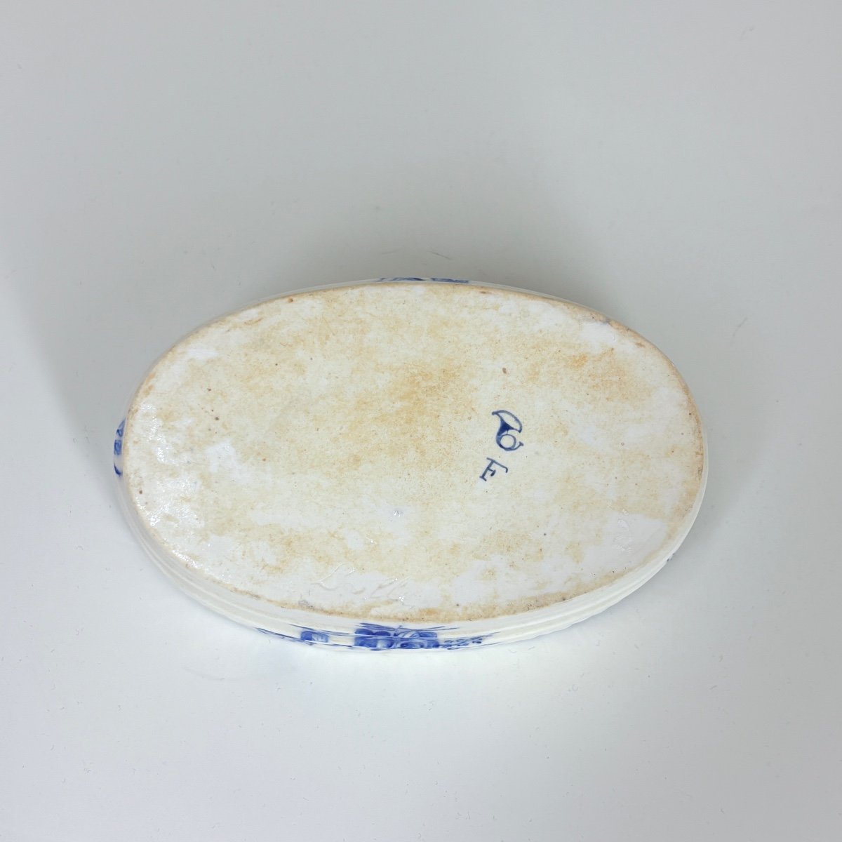 Butter Dish In Soft Porcelain From Chantilly - Eighteenth Century-photo-4